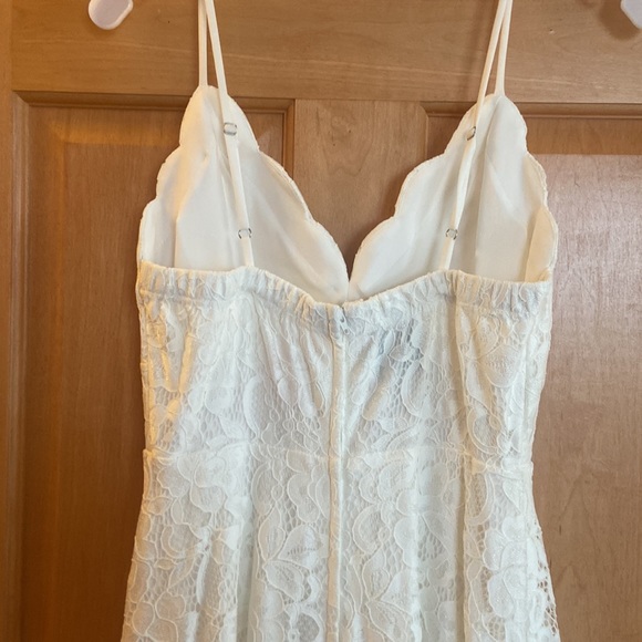 DB Studio High-Low Ivory Lace Dress with Spaghetti Straps and Pockets - Size 2 - Picture 7 of 9